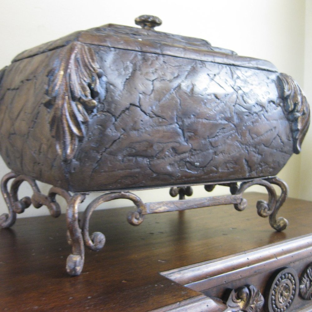 Decorative Box on stand